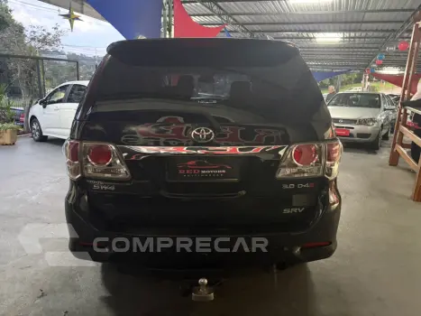 HILUX SW4 3.0 SRV 4X4 7 LUGARES 16V TURBO INTERCOOLER DIESEL