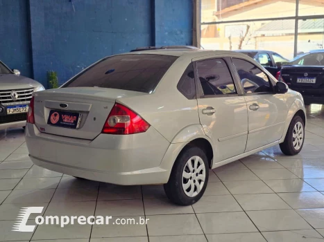 FIESTA 1.6 MPI Class Sedan 8V