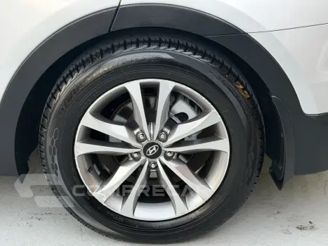 SANTA FE 3.3 MPFI 4X4 7 LUGARES V6 270CV GASOLINA 4P AUTOMÁT