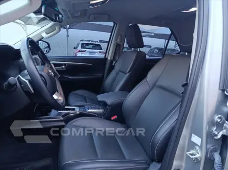 HILUX SW4 2.8 D-4D TURBO DIESEL SRX PLATINUM 4X4