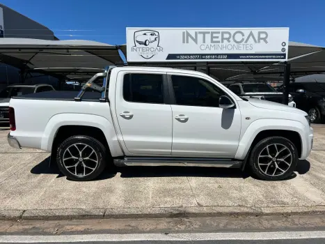 Volkswagen AMAROK 3.0 V6 TDI Highline CD 4motion 4 portas