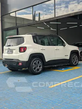 Renegade 1.8 4x2 Flex 16V Aut.