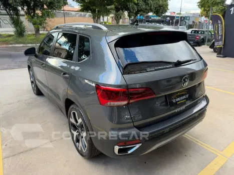 Taos 1.4 250 Tsi Total Flex Highline Automático