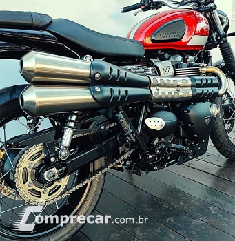 TRIUMPH STREET SCRAMBLER