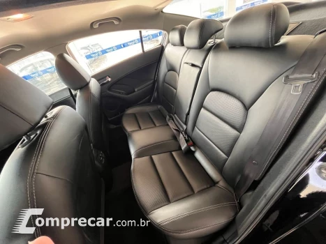 Cerato Sedan 1.6 16V 4P SX AUTOMÁTICO
