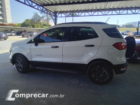FORD EcoSport FREESTYLE 1.5 12V Flex 5p Aut. 4 portas