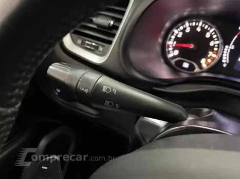 RENEGADE 1.8 16V FLEX LONGITUDE 4P AUTOMÁTICO