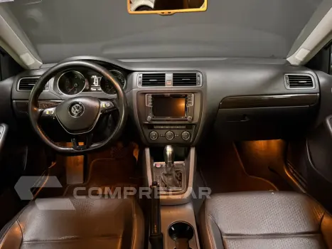 JETTA 2.0 COMFORTLINE FLEX 4P TIPTRONIC