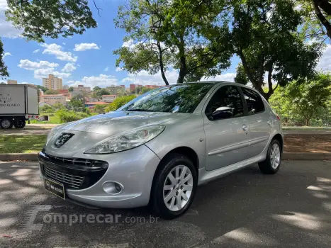 PEUGEOT 207 1.6 XS 16V 4 portas