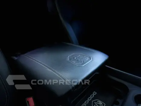 RAM 5.7 V8 1500 Rebel CD 4X4