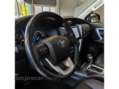 HILUX SW4 2.8 SRX 4X4 7 LUGARES 16V TURBO INTERCOOLER DIESEL