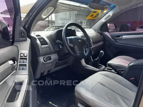 S10 2.4 FLEX ADVANTAGE CABINE DUPLA