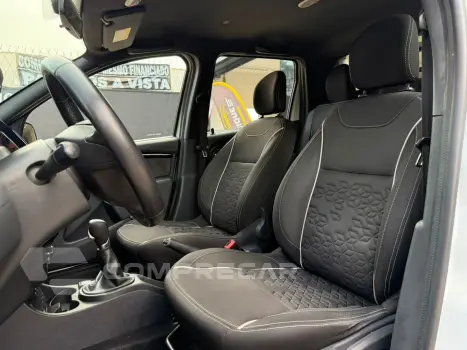 Duster Oroch 2.0 16V Flex Dynamique 4P Automático