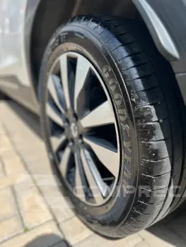 KICKS SV 1.6 16V FlexStar 5p Aut.