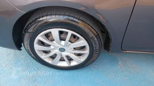 VERSA V-DRIVE PLUS 1.6 16V FLEX AUT