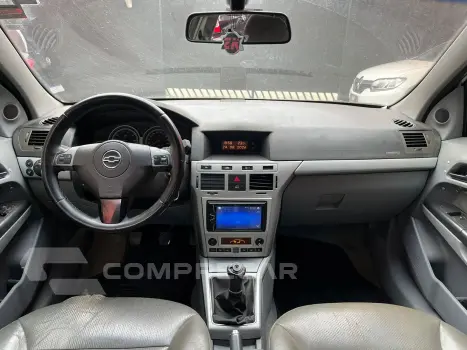 VECTRA 2.0 MPFI Elegance 8V