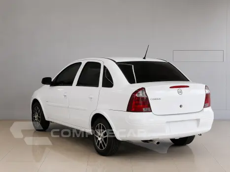 CORSA 1.8 MPFI Sedan 8V