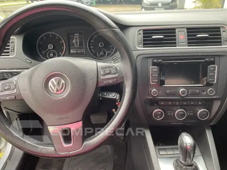 JETTA 2.0 TSI Highline 211cv