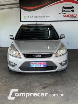 Focus Sedan 2.0 16V/2.0 16V Flex 4p Aut.