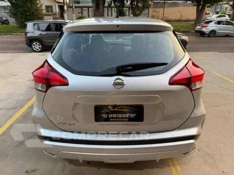 Kicks 1.6 16V Flexstart Active Xtronic