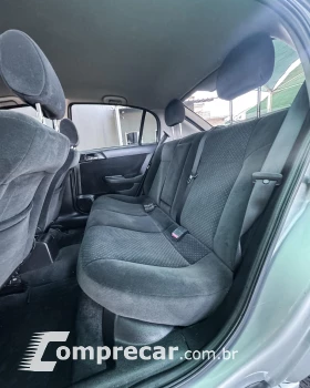 ASTRA 2.0 MPFI Advantage 8V