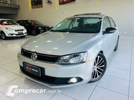 JETTA 2.0 COMFORTLINE 120CV FLEX 4P TIPTRONIC