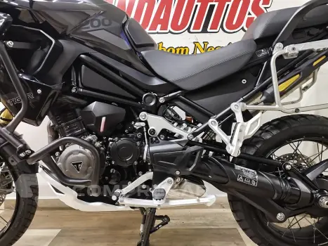 TIGER 1200 BLACK EDITION