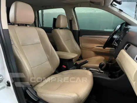 OUTLANDER - 3.0 GT 4X4 V6 24V 4P AUTOMÁTICO