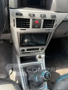 VECTRA 2.0 MPFI Elegance 8V