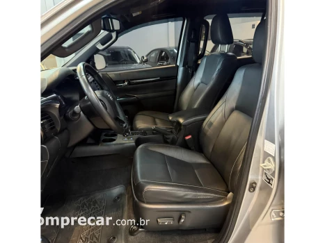 HILUX 2.8 SRX 4X4 CD 16V DIESEL 4P AUTOMÁTICO