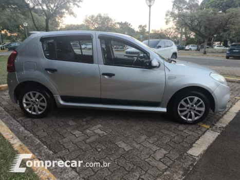 SANDERO - 1.6 EXPRESSION 8V 4P MANUAL
