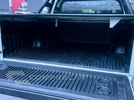 S10 2.4 MPFI LS 4X2 CD 8V FLEX 4P MANUAL