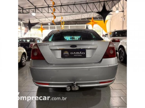 MONDEO - 2.0 GHIA 16V 4P AUTOMÁTICO