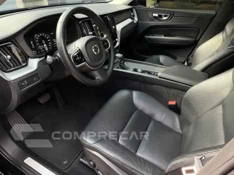 XC60 2.0 T5 Momentum AWD Geartronic