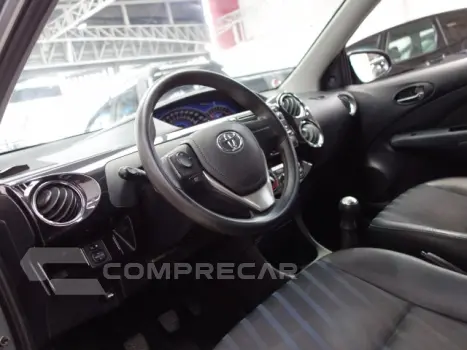 ETIOS HATCH - 1.5 XS 16V 4P MANUAL
