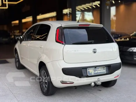 PUNTO 1.4 ATTRACTIVE 8V FLEX 4P MANUAL