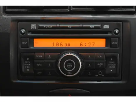 LIVINA - 1.8 SL 16V 4P AUTOMÁTICO