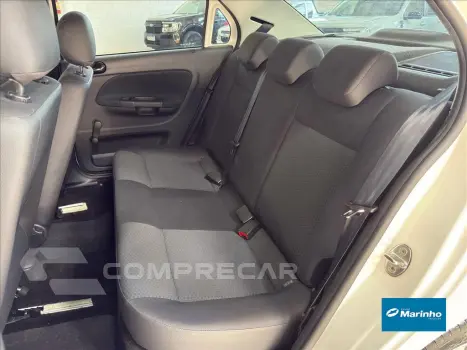 VOYAGE 1.0 12V MPI TOTALFLEX 4P MANUAL