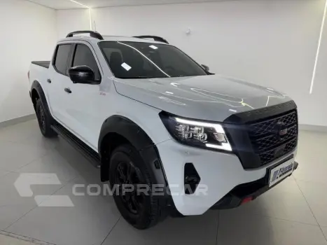 NISSAN FRONTIER PRO4X 4 portas