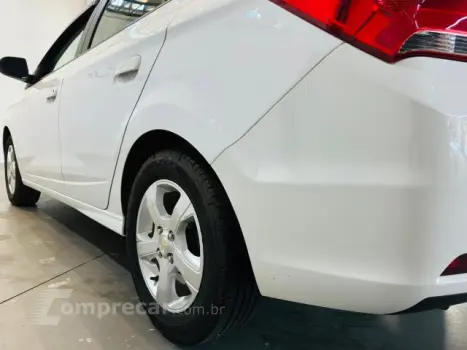 PRISMA - 1.4 MPFI LT 8V 4P MANUAL