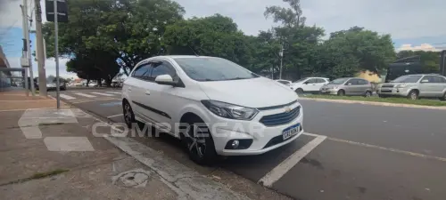 ONIX 1.4 MPFI LTZ 8V