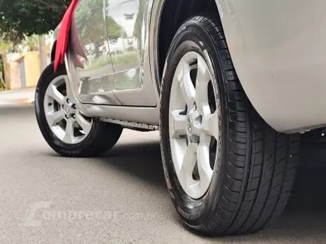 RAV4 2.4 4X2 16V GASOLINA 4P AUTOMÁTICO