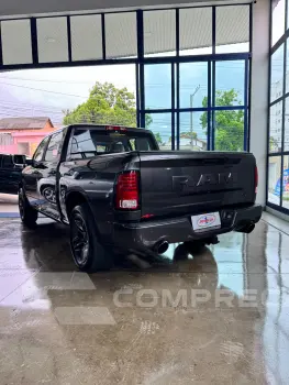 CLASSIC LARAMIE 5.7 CD V8 4X4 Aut.