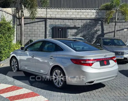 AZERA 3.0 MPFI GLS V6 24V