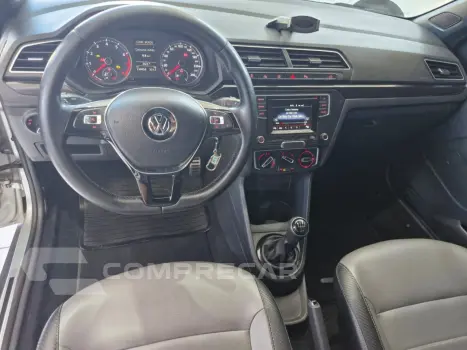 Saveiro 1.6 G7 CABINE DUPLA CROSS FLEX