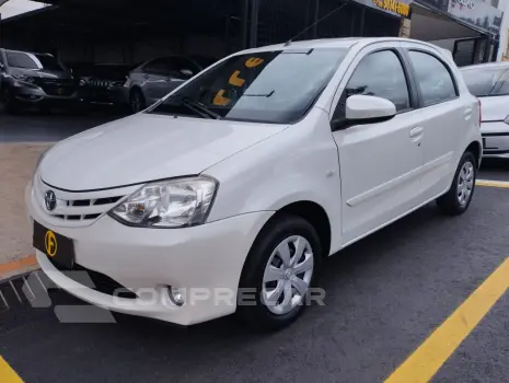 Toyota Etios Hatch 1.5 16V 4P FLEX XS 4 portas