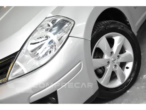 TIIDA 1.8 SL 16V FLEX 4P MANUAL