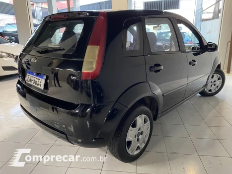 FIESTA 1.6 MPI Class Hatch 8V