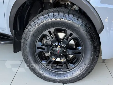 Frontier 2.3 16V PRO4X CABINE DUPLA 4X4 BI-TURBO DIESEL AUTO