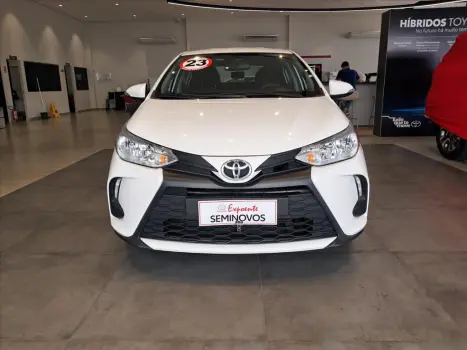 YARIS 1.5 16V FLEX SEDAN XL LIVE MULTIDRIVE